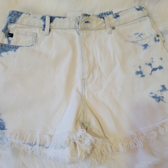 Kancan Stylish White and Blue Women's Denim Shorts - Picture 2 of 8